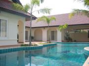 House for rent East Pattaya 4 bedrooms 4 bathrooms 538 sqm land 1 storey 70,000 Baht per month